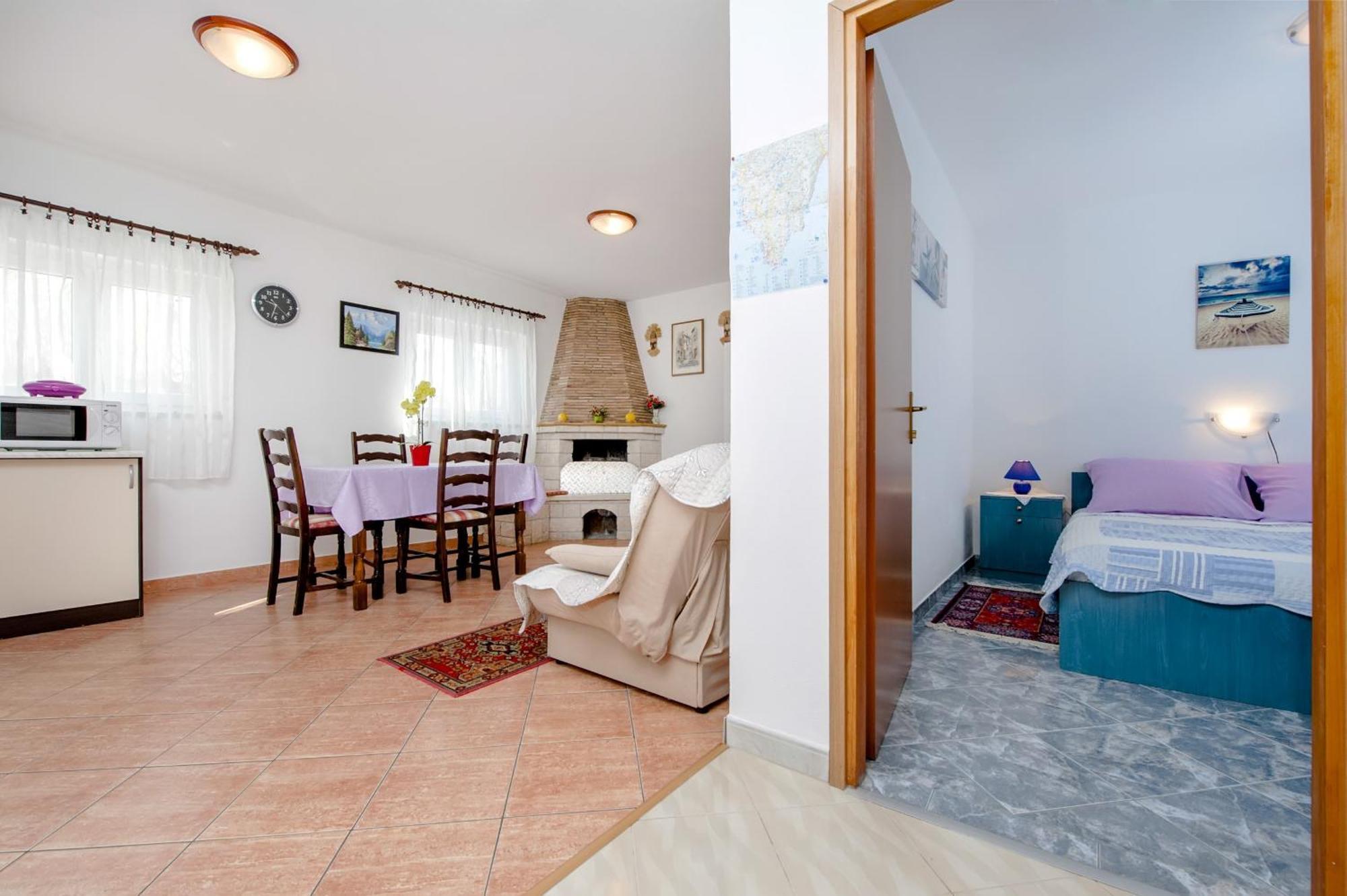 House Dubravka Monfiorenzo Hébergement de vacances *